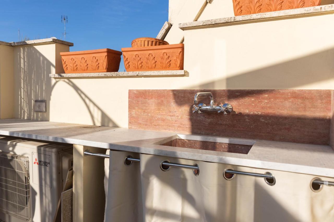 Colosseo Brightful Apartment With Rooftop Roma Dış mekan fotoğraf